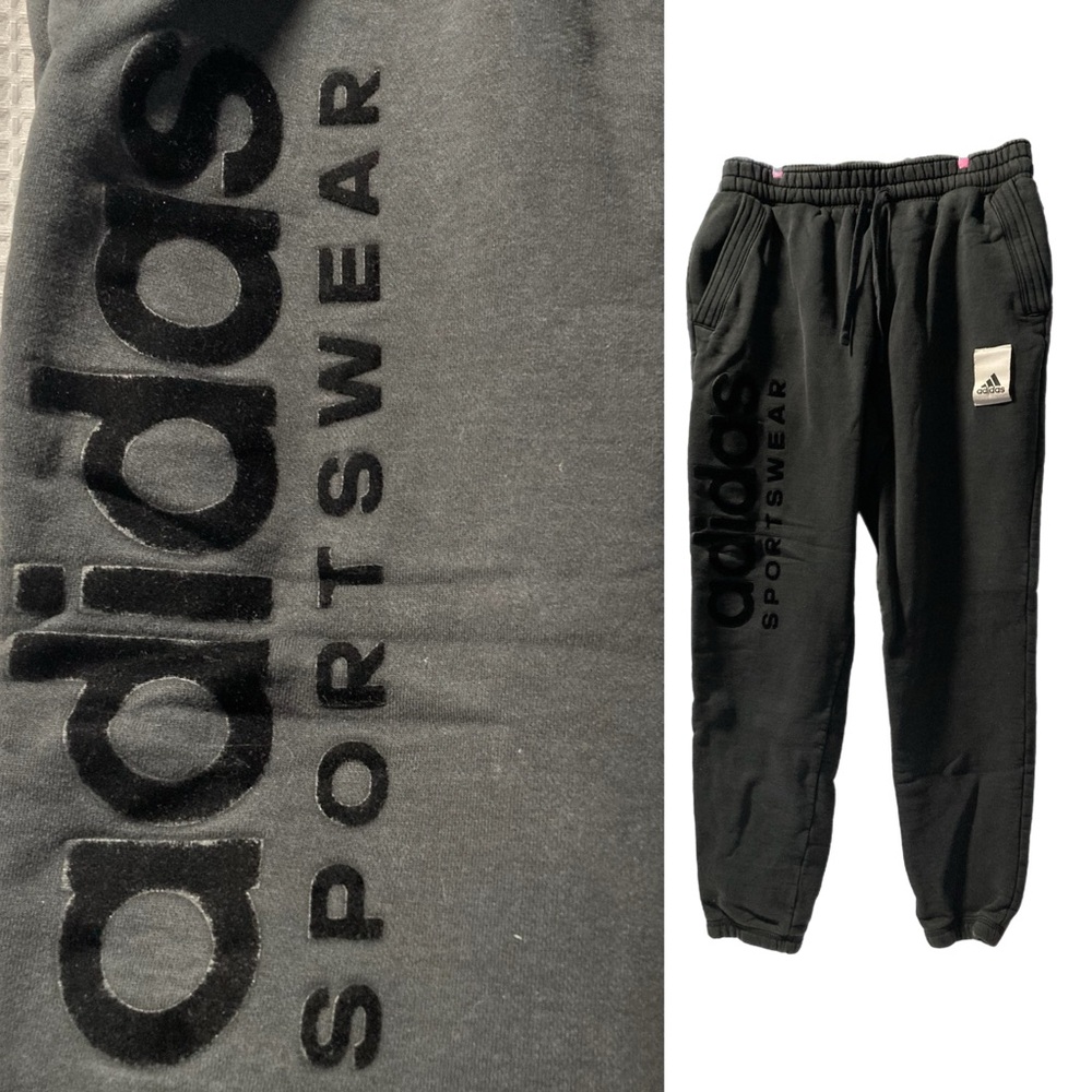 Adidas Medium Sweatpants w Velvet Leg Spellout 2022 15184